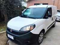 Usata Fiat Doblò Lounge 120 CV (88 kW) 2021 Bianco Monovolume