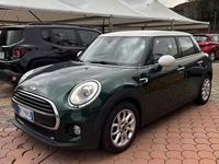 Usata Mini Cooper D 115 CV (84 kW) 2017 Verde Utilitaria