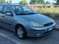 Usata Ford Focus Ambiente 101 CV (74 kW) 2004 Station wagon