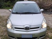 Usata Toyota Corolla Verso 110 CV (80 kW) 2004 Grigio Monovolume