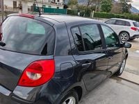 Usata Renault Clio II 74 CV (54 kW) 2011 Nero Berlina