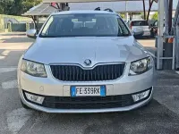 Usata Skoda Octavia G-TEC Executive 110 CV (80 kW) 2016 Grigio Station wagon