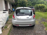 Usata Lancia Ypsilon Silver 69 CV (50 kW) 2021 Grigio Utilitaria