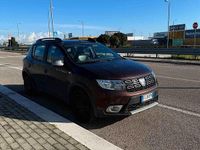 Usata Dacia Sandero Stepway 90 CV (66 kW) 2017 Marrone Berlina