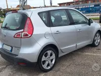Usata Renault Scénic III Luxe 130 CV (95 kW) 2012 Grigio Monovolume