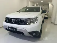 Usata Dacia Duster Anniversary 116 CV (85 kW) 2021 Bianco SUV