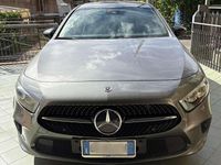 Usata Mercedes A200 163 CV (119 kW) 2020 Grigio Berlina