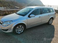 Usata Opel Astra Cosmo 101 CV (74 kW) 2008 Grigio Station wagon
