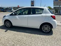 Usata Toyota Yaris 69 CV (50 kW) 2016 Bianco Berlina