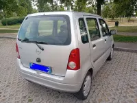 Usata Opel Agila Club 60 CV (44 kW) 2004 Argento Monovolume