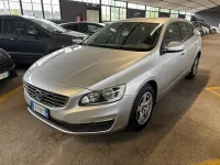 Occasion Volvo V60 Momentum 115 ch (84 kW) 2015 Gris Break