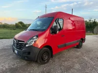 Begagnad Opel Movano 136 HK (100 kW) 2021 Röd Van