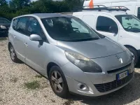 Usata Renault Scenic E-Tech Luxe 110 CV (80 kW) 2011 Grigio Monovolume
