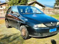 Usata Lancia Ypsilon 80 CV (58 kW) 2001 Utilitaria