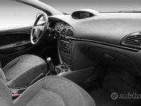 Usata Citroën C5 109 CV (80 kW) 2006 Grigio Berlina