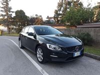 Käytetty Volvo V60 Momentum 120 HP (88 kW) 2017 Farmari