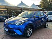 Usata Toyota C-HR Active 116 CV (85 kW) 2018 Blu SUV