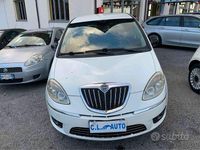 Usata Lancia Musa 77 CV (56 kW) 2012 Bianco Monovolume