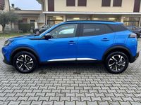 Usata Peugeot 2008 Allure 131 CV (96 kW) 2023 Blu metallizzato SUV