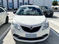 Usata Lancia Ypsilon 90 CV (66 kW) 2016 Bianco Utilitaria
