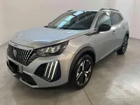 Usata Peugeot 2008 Allure 101 CV (74 kW) 2025 Grigio SUV
