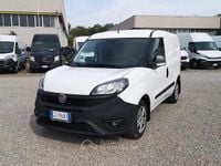 Usata Fiat Doblò Lounge 105 CV (77 kW) 2022 Bianco Monovolume