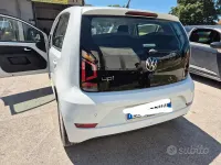 Usata VW up! 60 CV (44 kW) 2022 Bianco Utilitaria