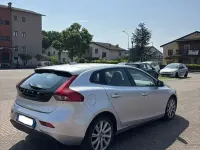 Usata Volvo V40 Momentum 114 CV (83 kW) 2012 Utilitaria