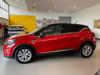 Usata Renault Captur Business 145 CV (106 kW) 2022 Rosso SUV