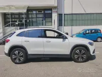 Usata Mercedes GLA200 150 CV (110 kW) 2021 Bianco SUV