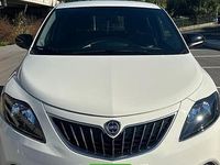 Usado Lancia Ypsilon 69 HP (50 kW) 2022 Citadino