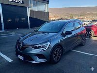 Usata Renault Clio V Equilibre 101 CV (74 kW) 2023 Grigio Berlina