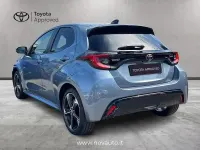 Nuova Toyota Yaris Hybrid Premium 131 CV (96 kW) 2026 Blu Berlina