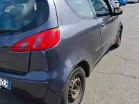 Usata Mitsubishi Colt 75 CV (55 kW) 2006 Grigio Utilitaria