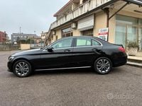 Usata Mercedes C180 Avantgarde 156 CV (114 kW) 2017 Nero Berlina