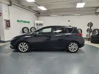 Usata Toyota Auris Lounge 111 CV (81 kW) 2016 Nero Berlina