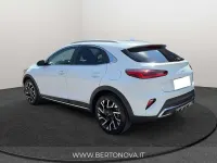 Usata Kia XCeed 136 CV (100 kW) 2024 Bianco SUV