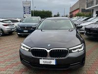 Usata BMW 520 Luxury Line 190 CV (139 kW) 2022 Marrone Station wagon