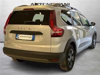 Usata Dacia Jogger Extreme 101 CV (74 kW) 2022 Grigio chiaro Monovolume