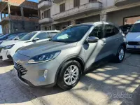 Usata Ford Kuga Titanium 120 CV (88 kW) 2021 Grigio SUV