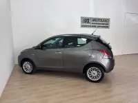 Usata Lancia Ypsilon 69 CV (50 kW) 2014 Grigio Utilitaria
