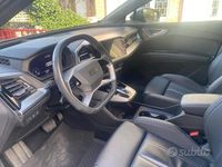 Usado Audi Q4 Sportback e-tron Ambiente 210 kW (286 CV) 2023 Gris SUV