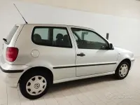 Usata VW Polo 50 CV (36 kW) 2001 Grigio Utilitaria
