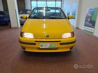 Usata Fiat Punto Cabriolet 60 CV (44 kW) 1999 Giallo Cabrio