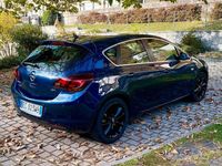 Usata Opel Astra Cosmo 160 CV (117 kW) 2010 Blu Berlina