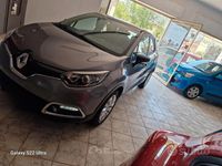 Occasion Renault Captur Iconic 90 ch (66 kW) 2015 Gris SUV