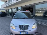 Usata Lancia Ypsilon 60 CV (44 kW) 2010 Viola Utilitaria