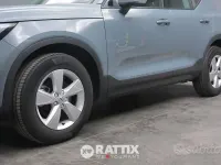 Usata Volvo XC40 163 CV (119 kW) 2022 Blu SUV