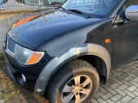 Usata Mitsubishi L200 Intense 136 CV (100 kW) 2006 Nero Pick-up