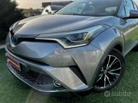 Usata Toyota C-HR Lounge 98 CV (72 kW) 2017 Grigio SUV